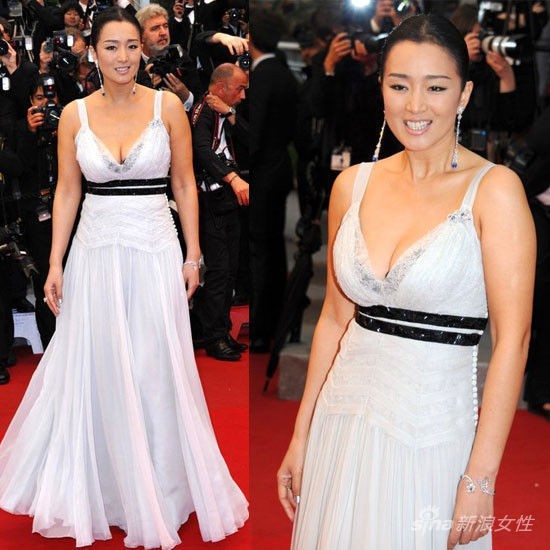 Bộ váy tuyệt vời đã tôn lên đường cong quyến rũ của Củng Lợi tại LHP Cannes